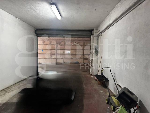 Box in vendita a Torrette, Mercogliano