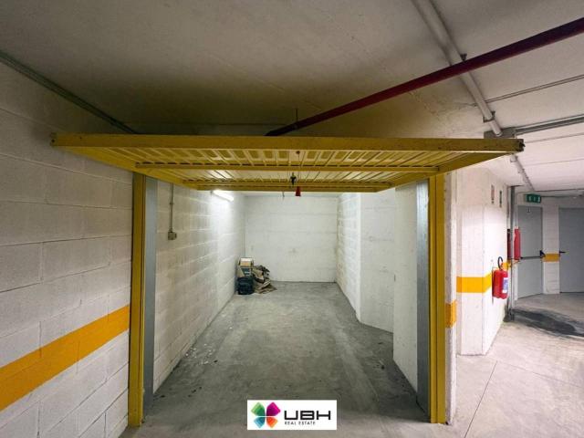 Box in vendita a Municipio 7, Milano