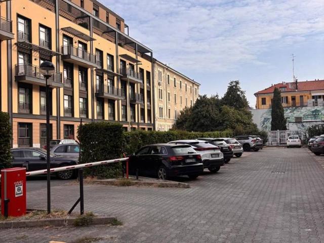 Box in vendita a Navigli, Milano