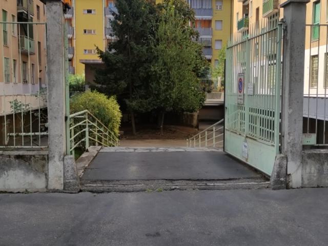 Box in vendita a Municipio 8 di Milano, Milano