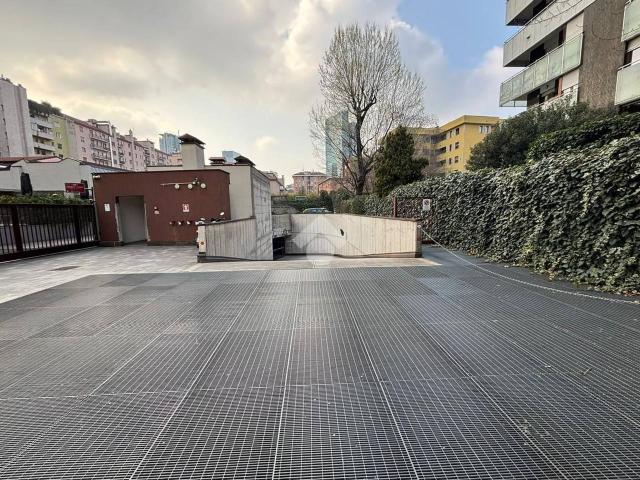 Box in vendita a Municipio 2, Milano