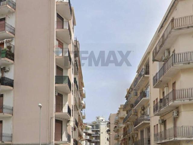 Box in vendita a Milazzo, Sicilia