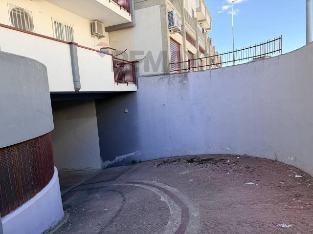 Box in vendita a Villaggio Belgiovine, Molfetta