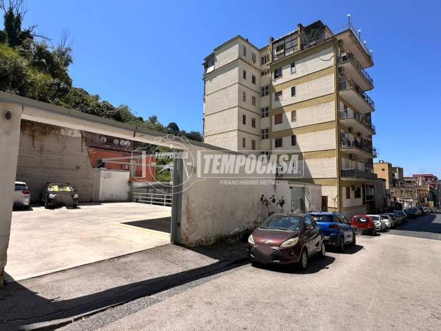 Box in vendita a Municipalità 10, Campania