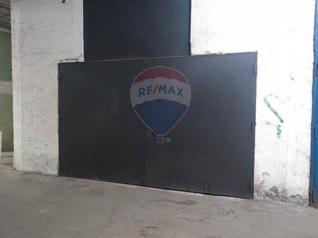 Box in vendita a Napoli