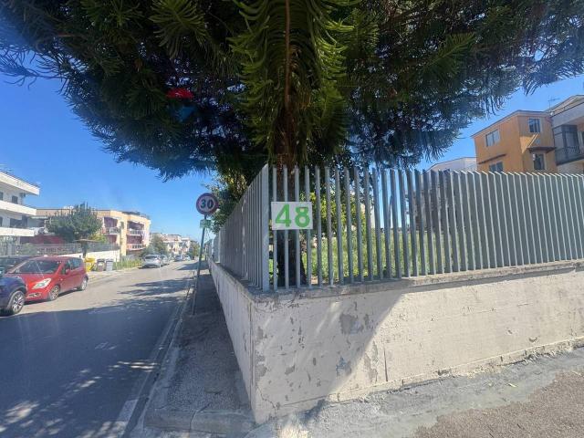 Box in vendita a Santa Croce, Campania