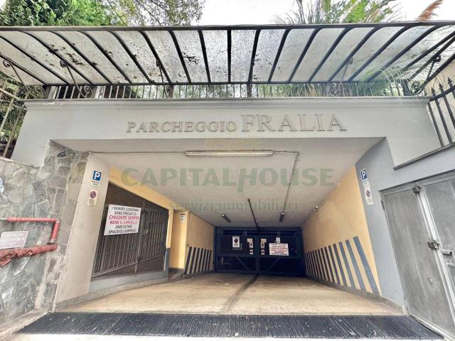 Box in vendita a Municipalità 10, Campania