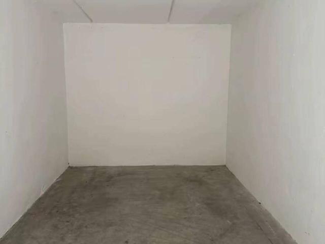 Box in vendita a Noceto, Parma