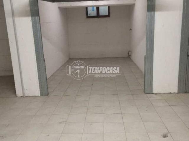 Box in vendita a Unione dei comuni Savena-Idice, Ozzano Dell'emilia
