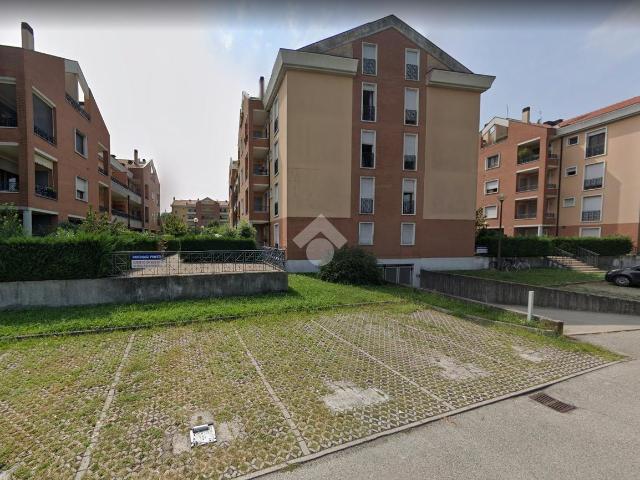 Box in vendita a Padova, Veneto