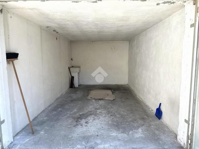 Box in vendita a San Leonardo, Sorbolo