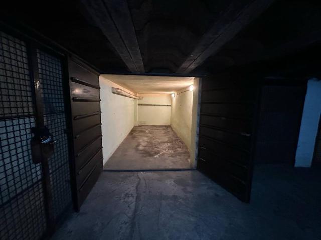 Box in vendita a Santo Spirito, Pavia