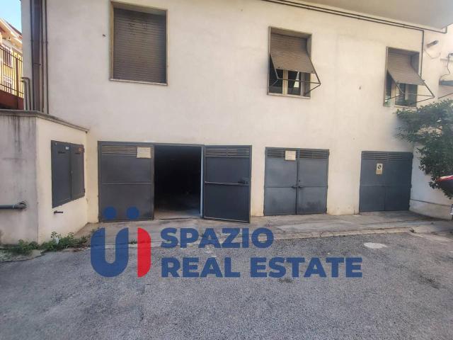 Box in vendita a Pescara, Abruzzo