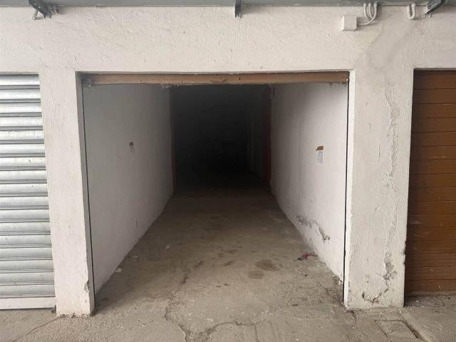 Box in vendita a Pontelungo, Pistoia