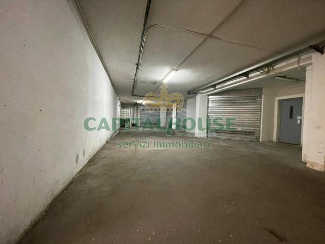 Box in vendita a Pomigliano D'arco, Campania
