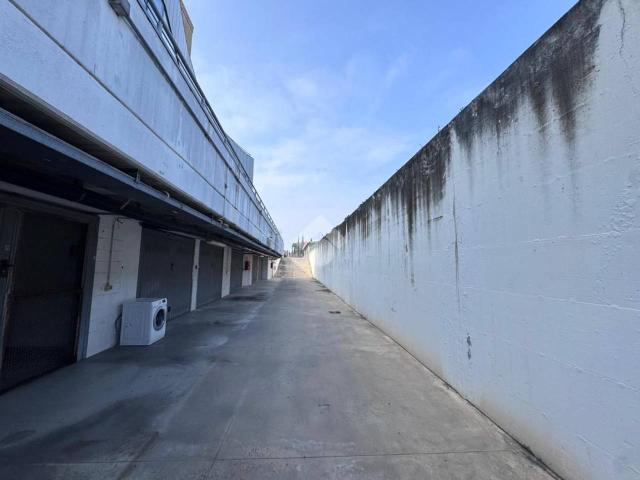 Box in vendita a Rimini, Reggio Emilia