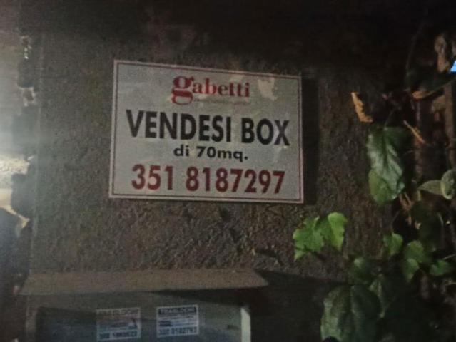 Box in vendita a Mostacciano, Roma Capitale