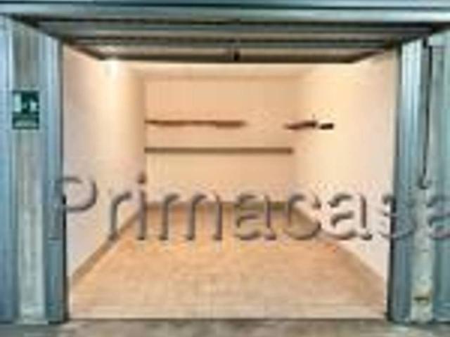 Box in vendita a Ronco All'adige, Veneto