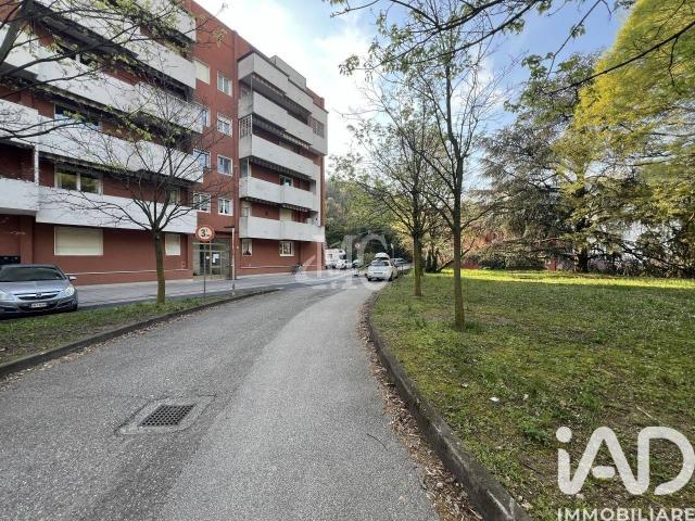 Box in vendita a Comunità della Vallagarina, Borgo Sacco