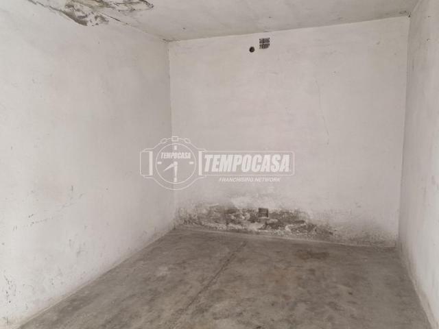 Box in vendita a Salsomaggiore Terme, Reggio Emilia