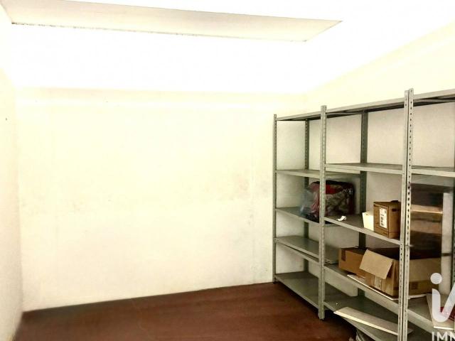Box in vendita a Marina centro, Marche