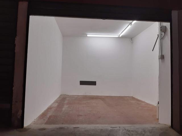 Box in vendita a Sant'Antonio, Marche
