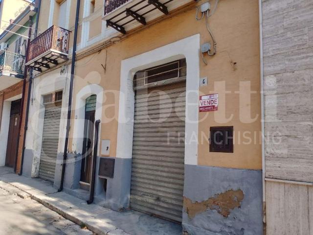 Box in vendita a Puglia, Foggia