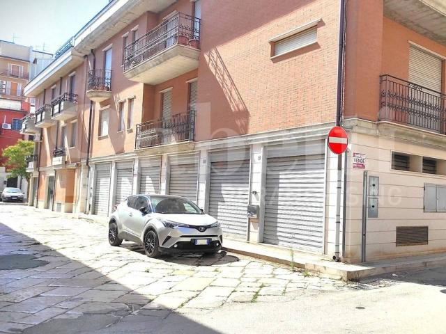 Box in vendita a Puglia, Foggia