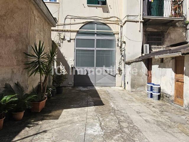 Box in vendita a Oltreletimbro, Albisola Capo