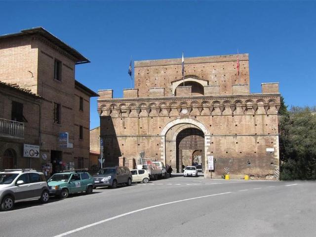 Box in vendita a Ravacciano, Siena