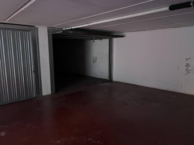 Box in vendita a Sondrio, Lombardia