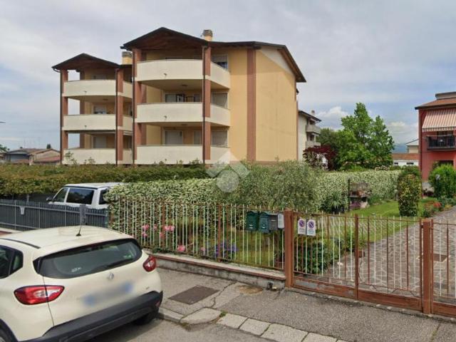 Box in vendita a Ovest, Brenzone