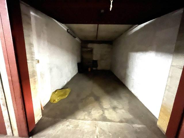 Box in vendita a Vigevano, Lombardia