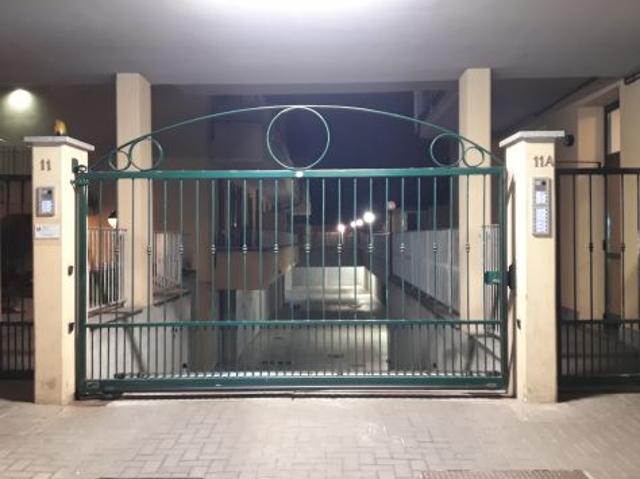 Box in vendita a Vignate, Milano