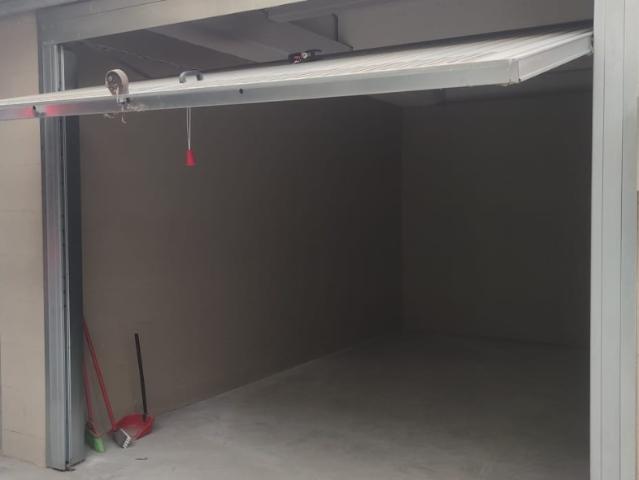 Box in vendita a Puglia, Taranto
