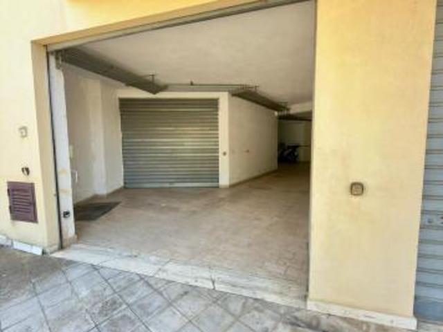 Box in vendita a Cefalù, Sicilia
