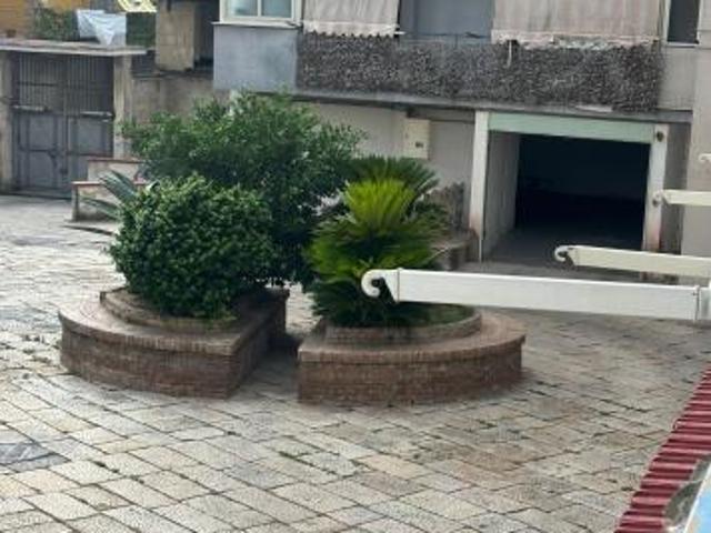 Box in vendita a Sant'antimo, Campania
