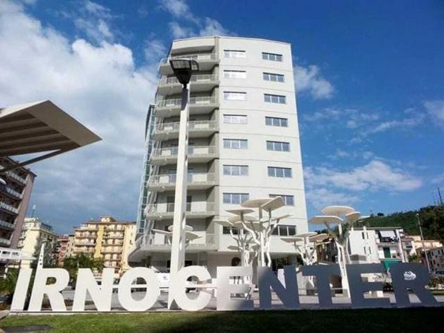 Box in vendita a Salerno, Campania