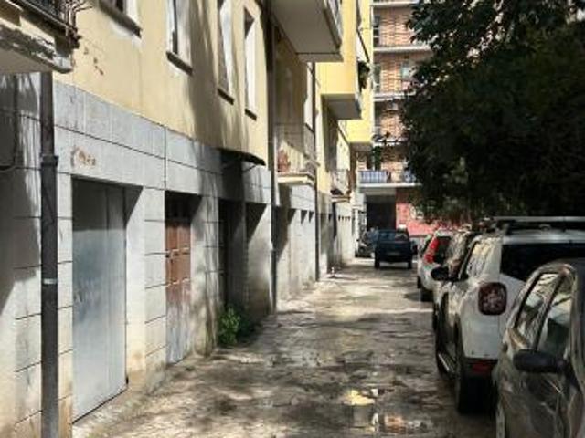 Box in vendita a Calabria, Cosenza