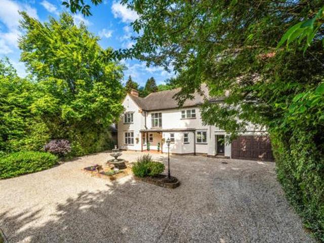 House for sale in Pouchen End, Hertfordshire