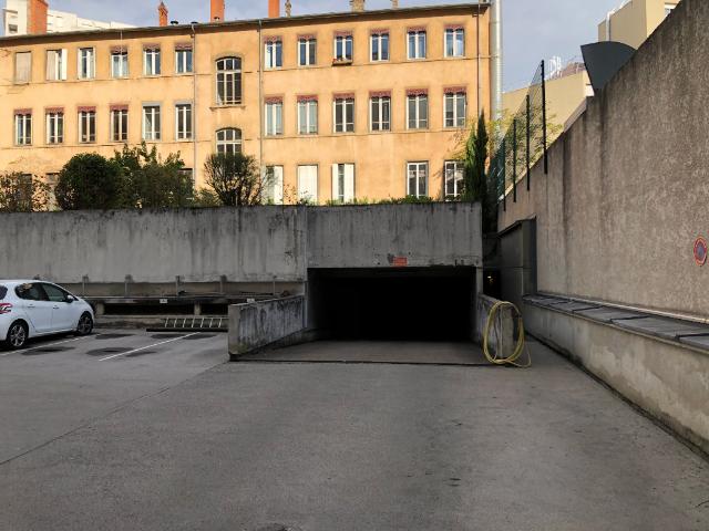 Garage location à Lyon, Métropole de Lyon