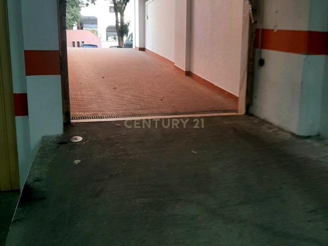 Garagem venda em Póvoa De Santa Iria, Lisboa
