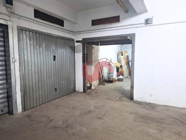 Box in vendita a Benevento, Campania