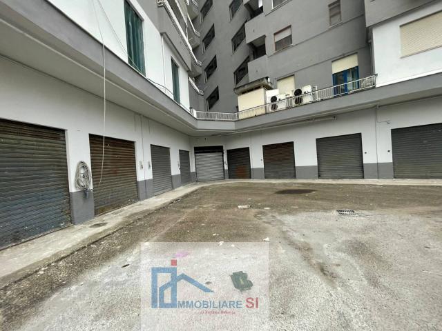 Box in vendita a Benevento Ovest, Benevento