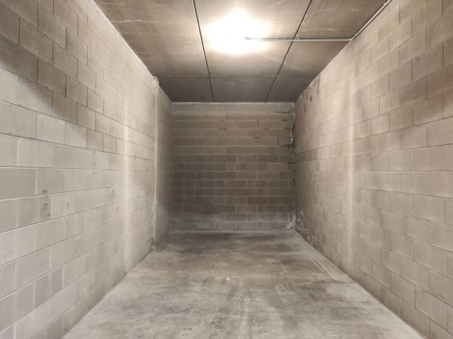 Box in vendita a Cairo Montenotte, Liguria