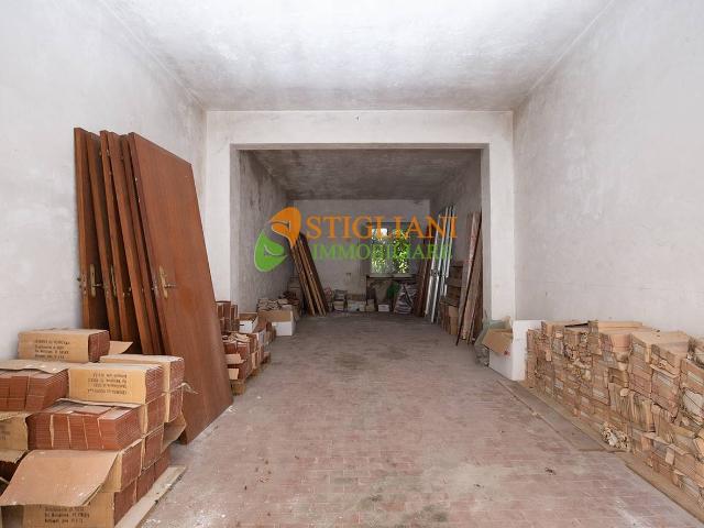 Box in vendita a Campobasso, Molise