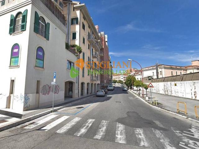 Box in vendita a Campobasso, Molise