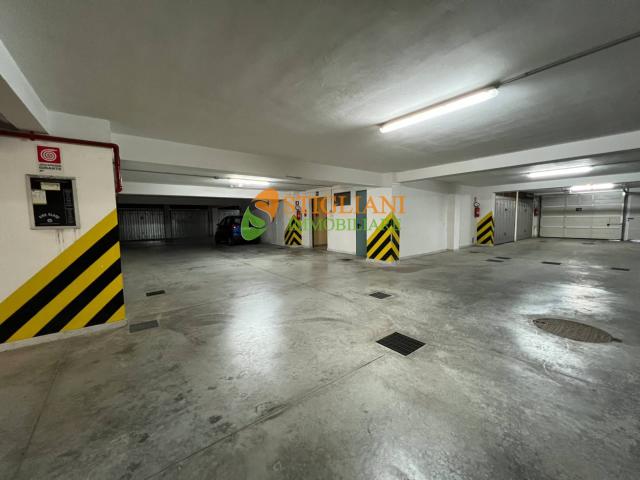 Box in vendita a Campobasso, Molise