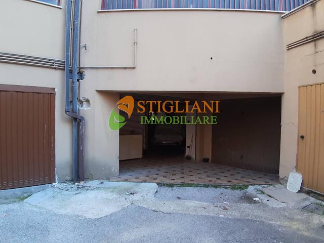 Box in vendita a Campobasso, Molise
