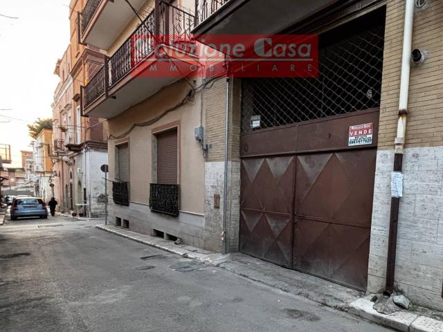 Box in vendita a Puglia, Barletta-andria-trani